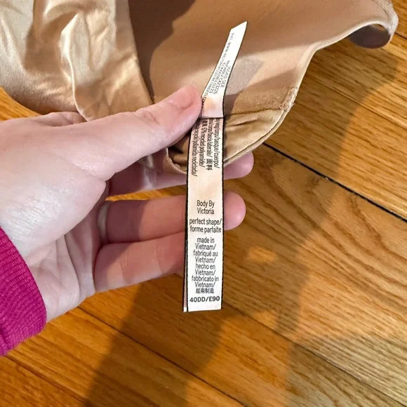 Victoria’s Secret 40DD Push Up Perfect Shape Racerback Bra - Picture 4 of 4